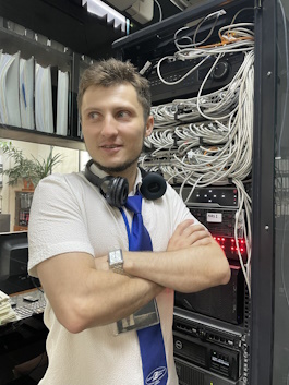 Ведущий системный администратор