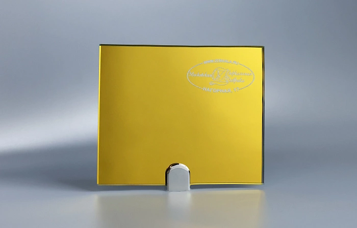 Зеркало 4мм Antique Mirror YELLOW GOLD от Московской Зеркальной Фабрики